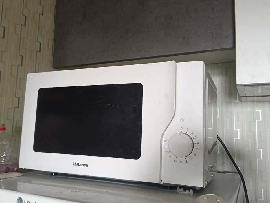 Микроволновая печь HANSA