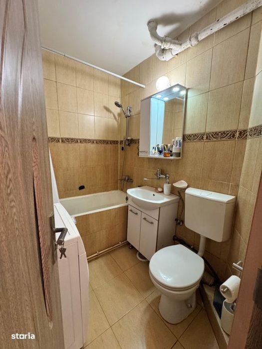 Apartament 3 camere, 54 mp utili, balcon 6 mp – zona Sasar