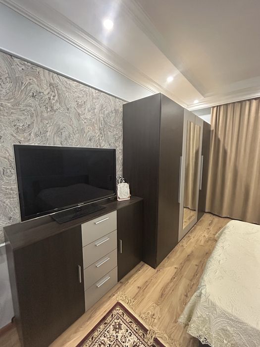 Продам спальний гарнитур