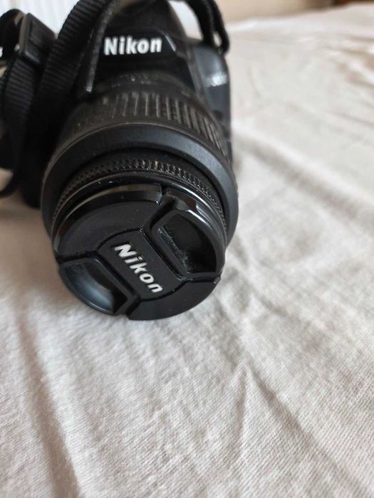 фотоапарат Nikon D3000
