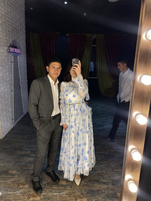 Вечернее платье в отличном состоянии