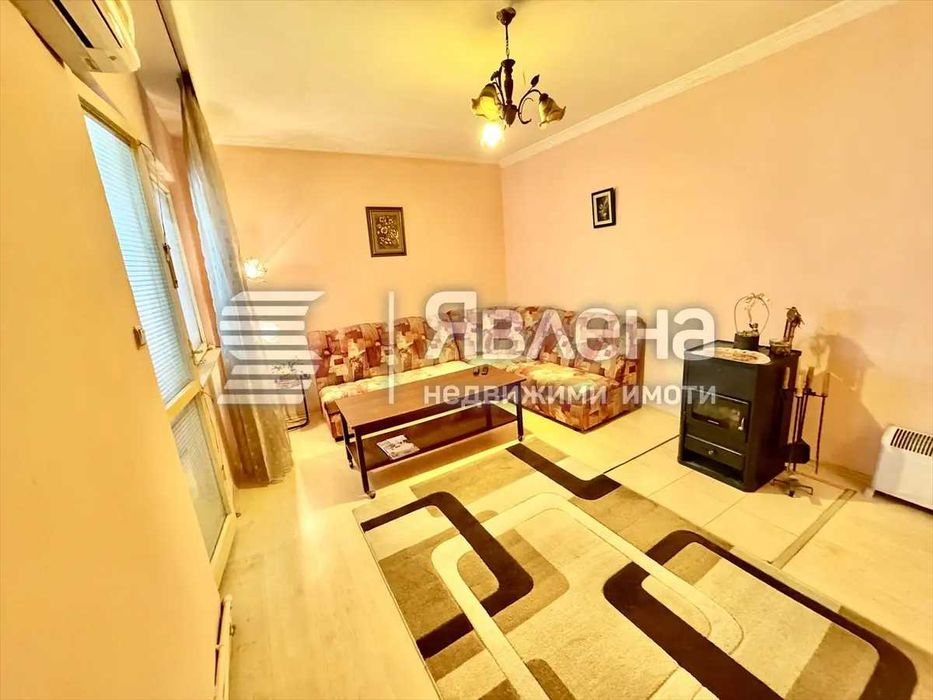 Продава се Двустаен апартамент в Пловдив, Център - 58 кв.м за 1828 €/кв.м - Снимка #2