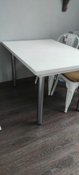 Продам кухонный стол