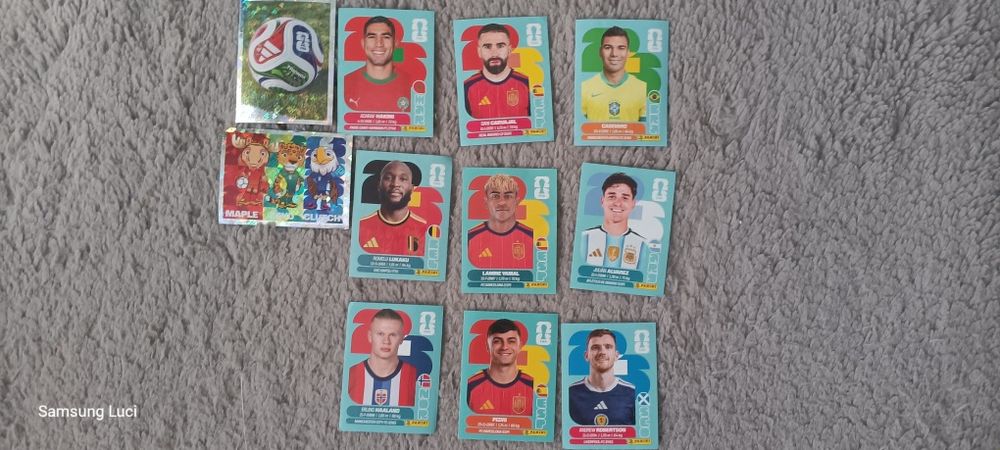 Vand  LAMINE YAMAL,cartonase world cup 2026 panini foarte rare