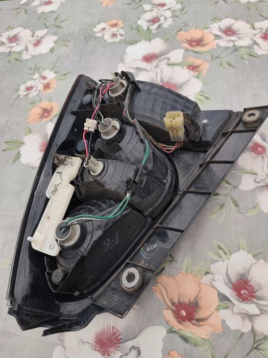 Заден ляв стоп за Субару Форестър