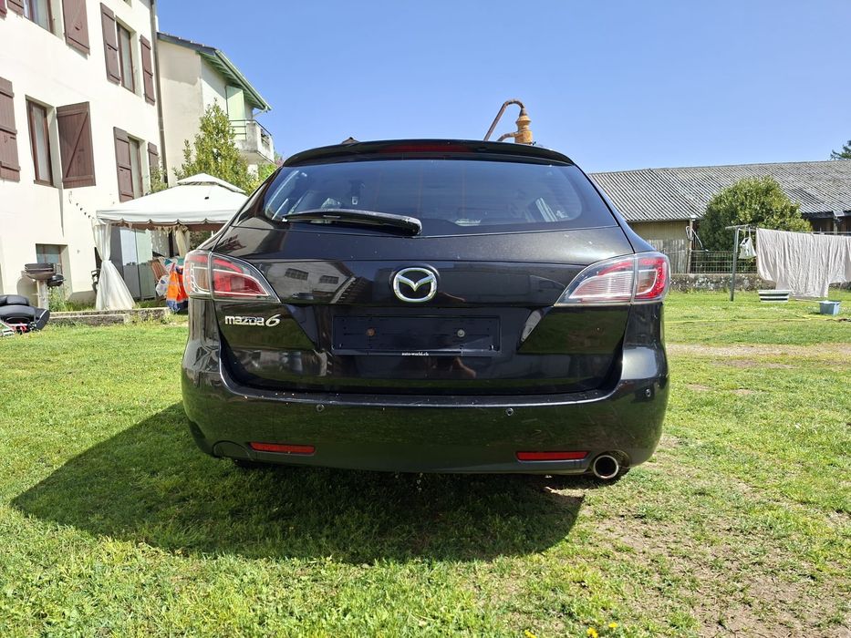 Продавам Mazda 6