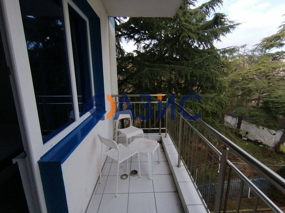 2-стаен апартамент на 3-ти етаж,комплекс Блу Бей на първа линия море