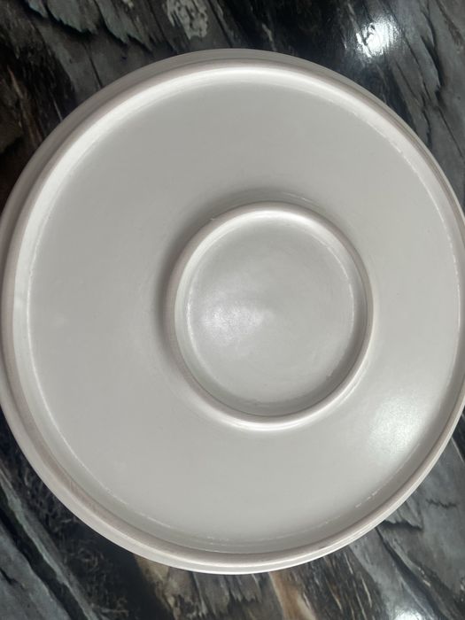 Тарелки с бортиками