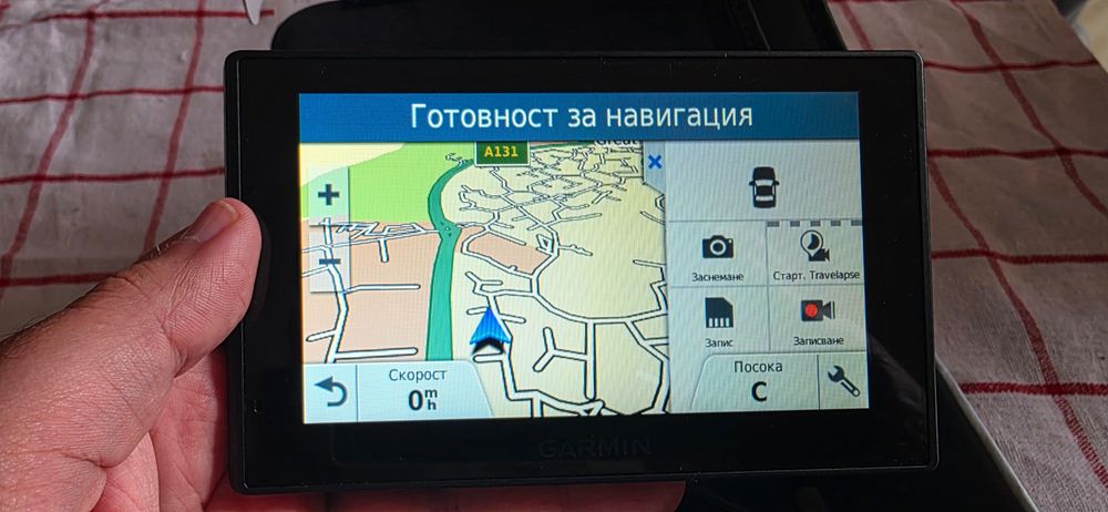 Навигация Garmin DriveAssist 51 Europe LMT-S с наи-новите карти за Евр