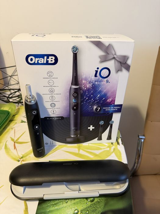 Periuta electrica oral B IO seria 9N