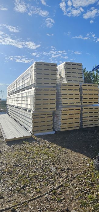 Panouri sandwich ideale pentru construcții!