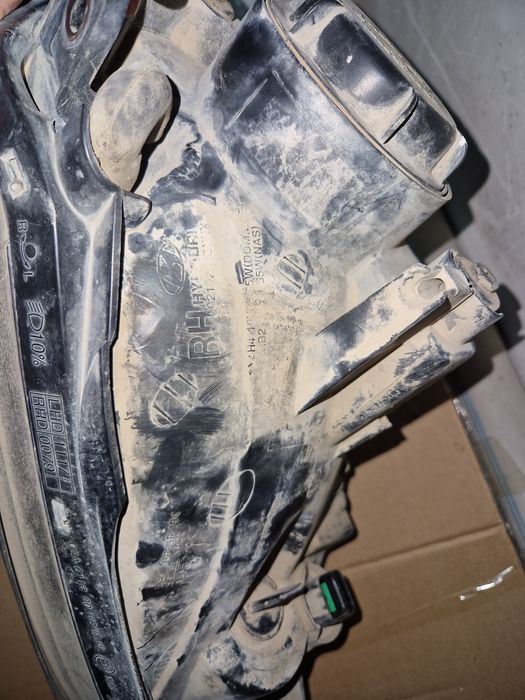 Фары туксон 2008