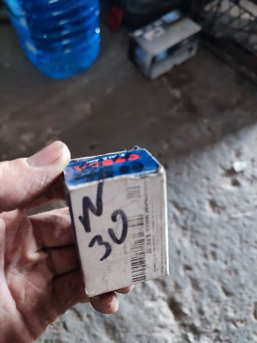 Продам запчасти для Ауди 80 б4 АБК