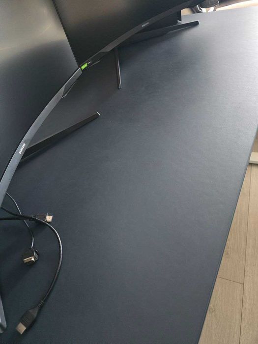 KIT Birou reglabil electric IKEA BEKANT + monitor Lenovo L27i