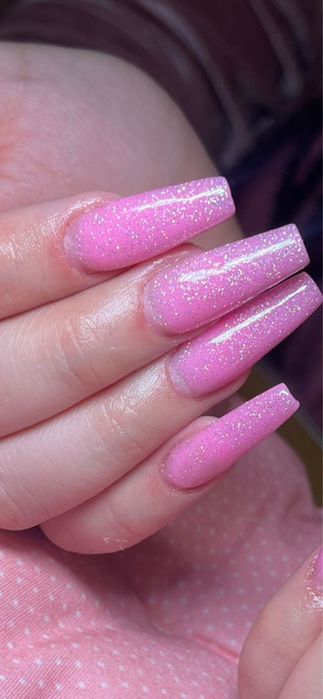 Unghii cu gel 100 Lei