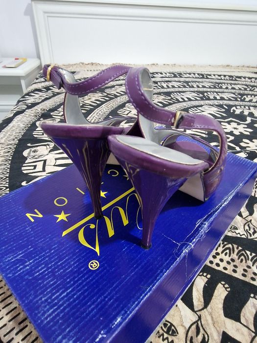 Pantofi dama marimea 40