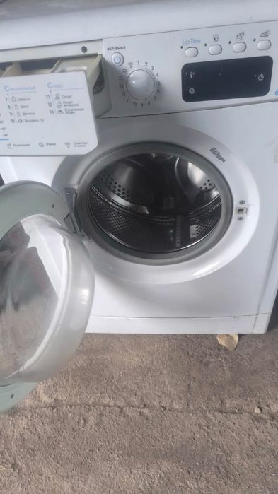 Продам стиральную машину.