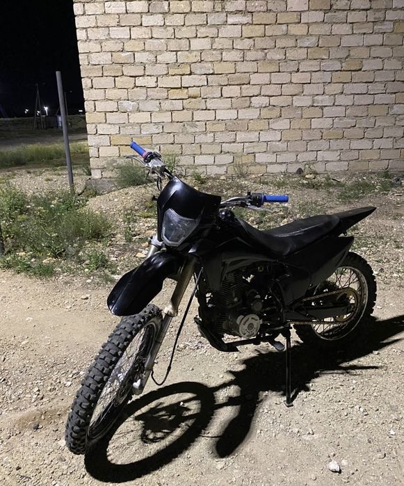Продам Эндуро 250.