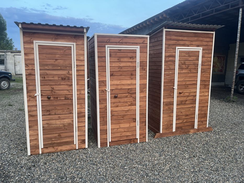 Уличный туалет, душ