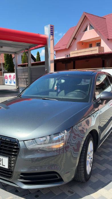 Vând Audi a1 2012