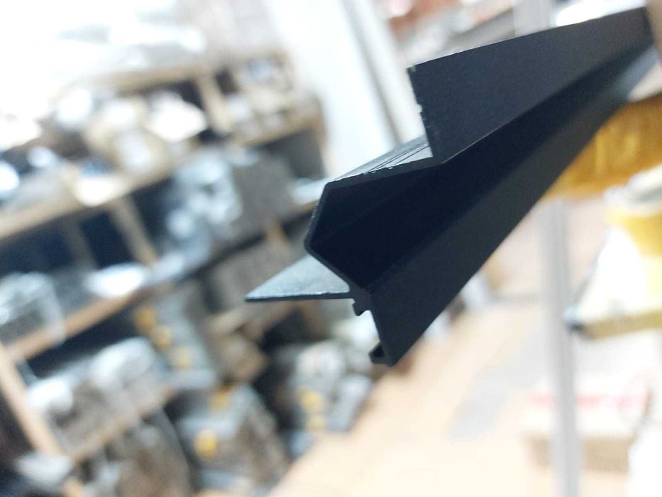 Парящий профиль для гипсокартона