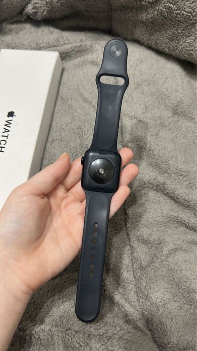 Продам Apple Watch