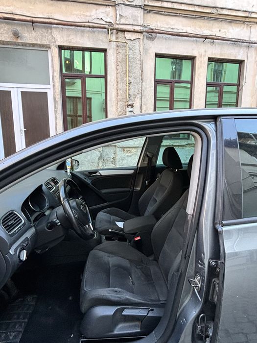 VW Golf 6 2.0 TDI  140 CP