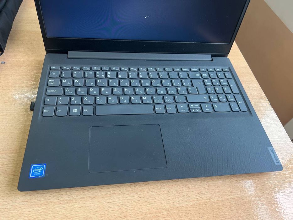 Noutbuk lenova sotiladi holati yap yangi