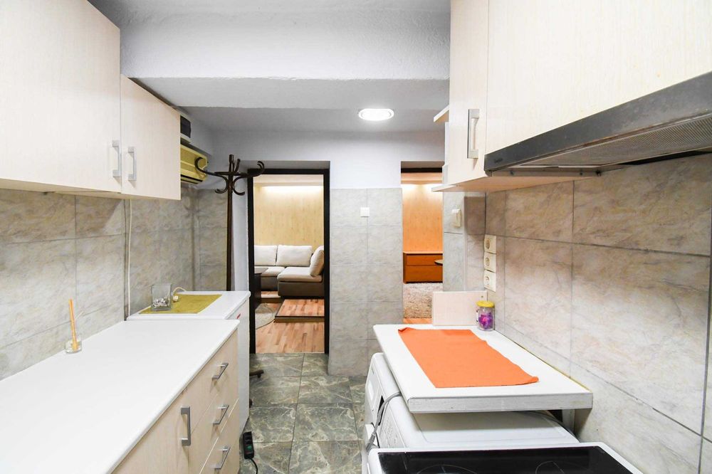 Дава се под наем Двустаен апартамент в София, Банишора - 60 кв.м за 323.85 € - Снимка #2