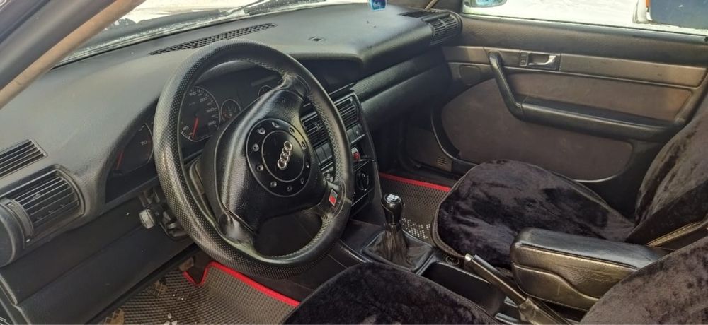 AUDI 100 Продам