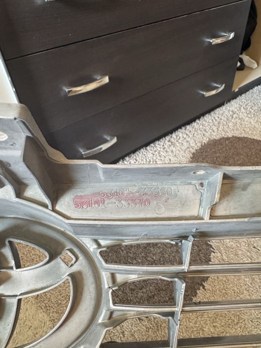 Решетка радиатора камри 50 оригинал