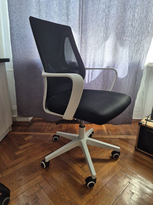 Продам офисное кресло