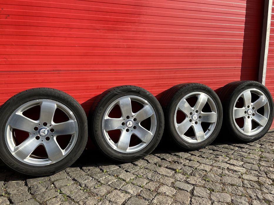 Оригинални джанти Мерцедес Е Mercedes E class 17 цола  гуми 245 45 17