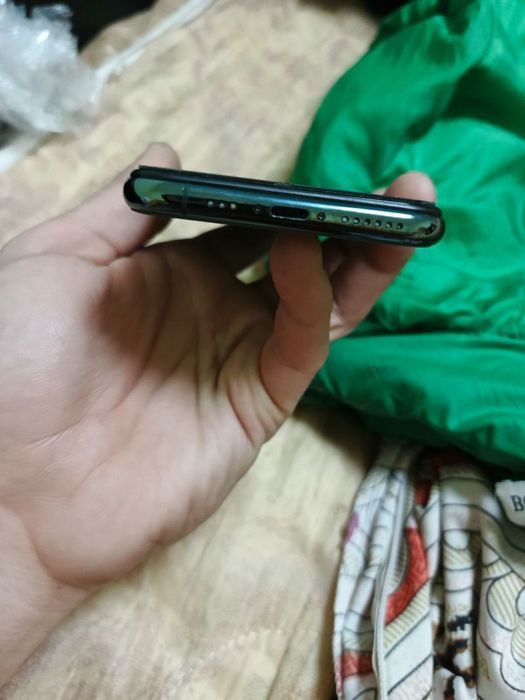 IPhone 11 pro хорошем состоянии