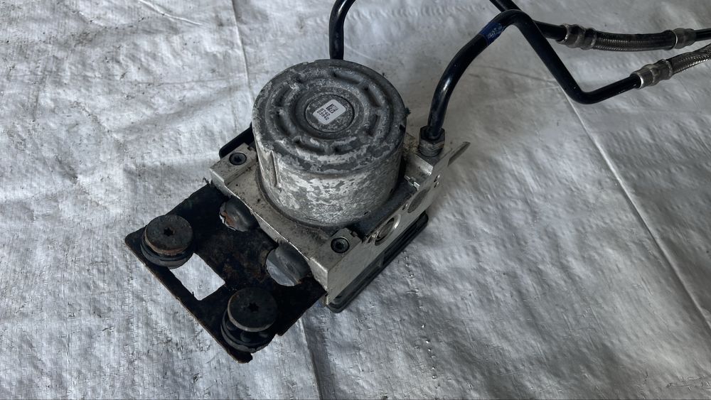 Abs помпа Renault Traffic 2014-