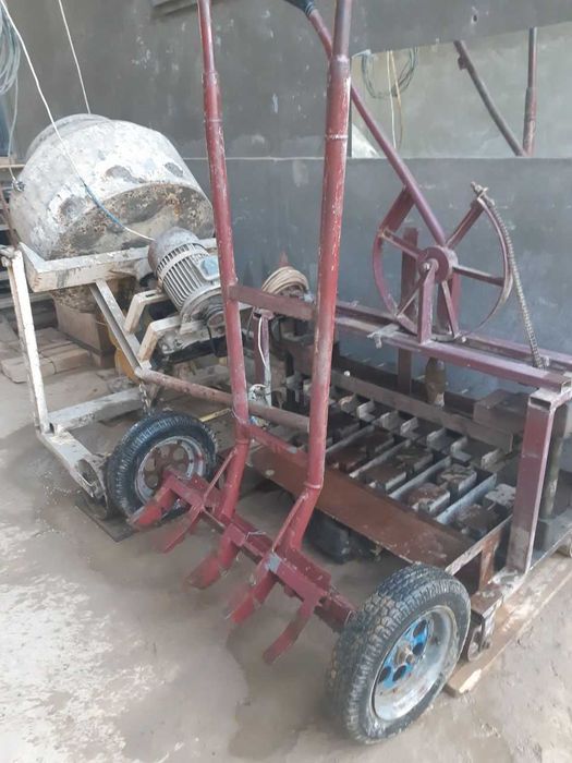 Шлакоблок дасгохи каплект таёр холатда