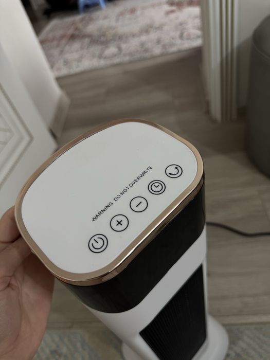 Керамический обогреватель / тепловентилятор