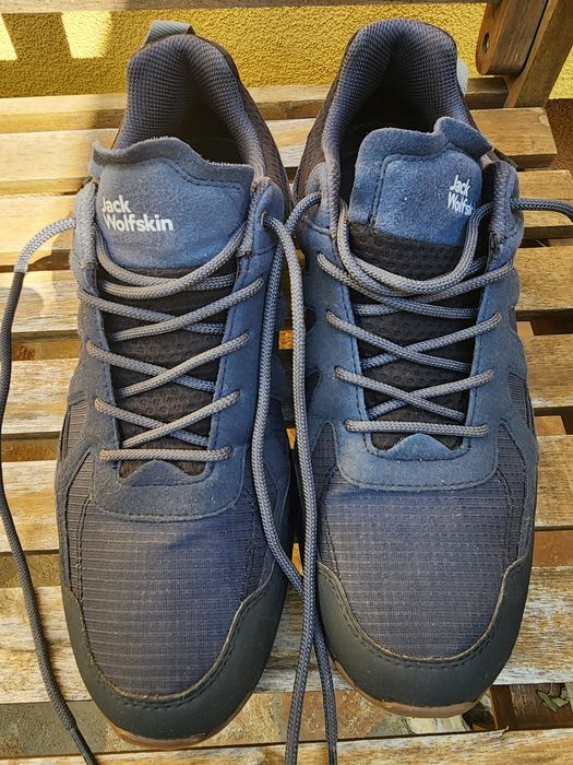 Страхотни туристически обувки Jack Wolfskin