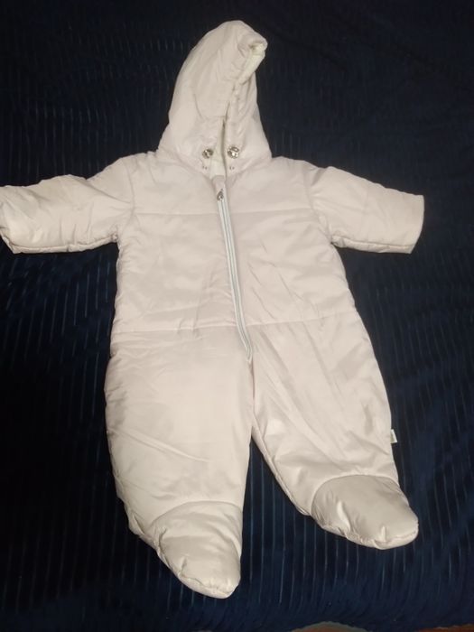 Продам детские комбинезоны