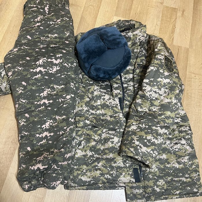 Продам комплект формы для военной кафедры.