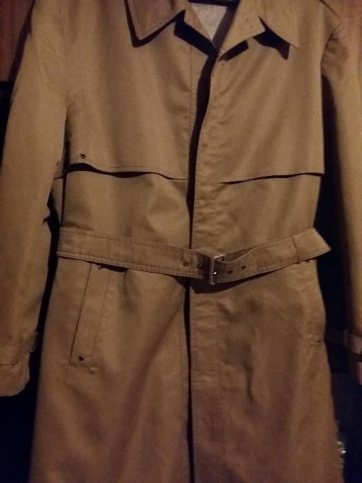 Мъжки неизползван шлифер, беж