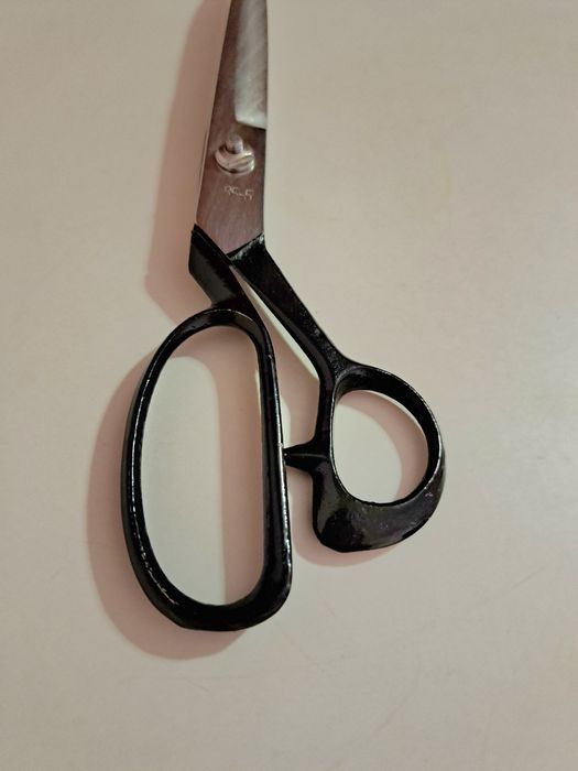 Стара шивашка ножица made in Korea