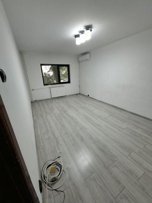 Apartament 3 camere, 9 Mai, Ploiești.