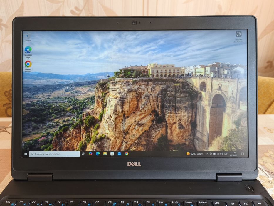 Лаптоп в добро състояние Dell Precision 3520
