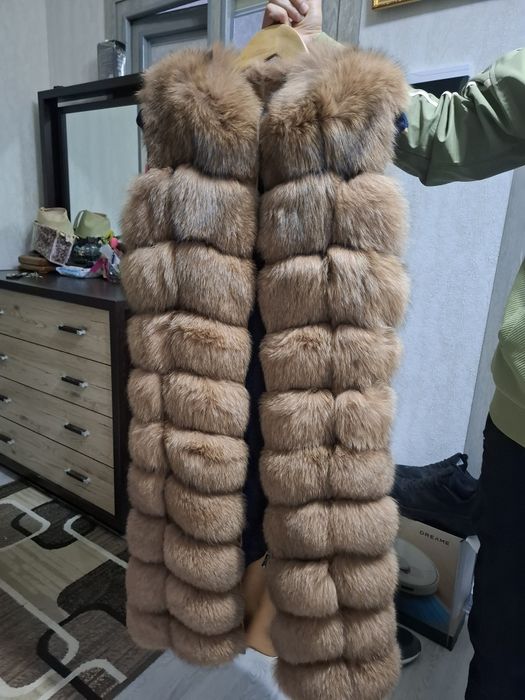 Продаётся шикарная жилетка)))