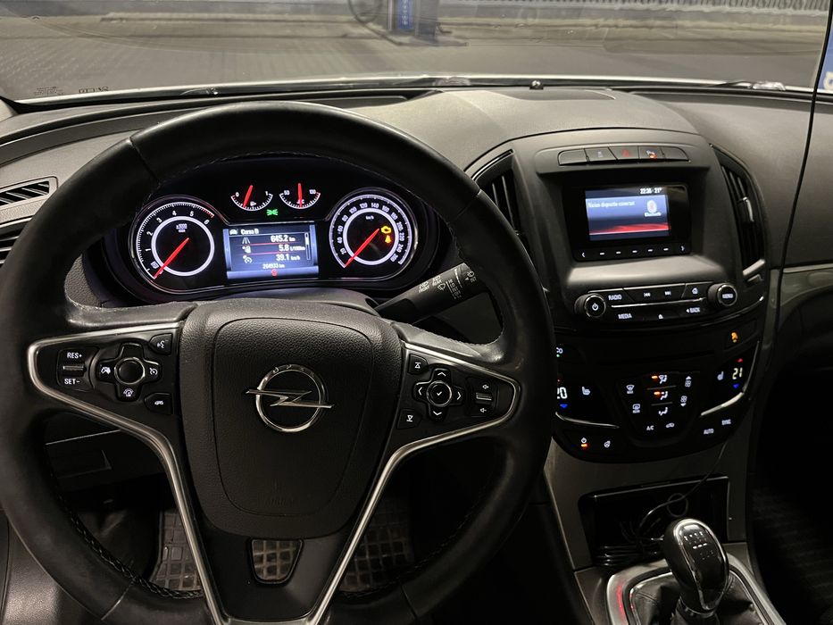 Opel insignia sports tourer 136cp
