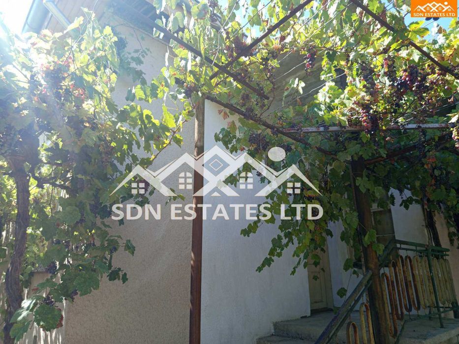 Продава се Къща в с. Манолово, Област Стара Загора - 100 кв.м за 561 €/кв.м - Снимка #1