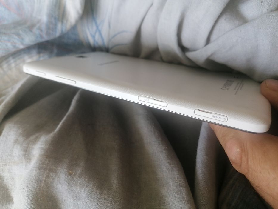 Планшет Самсунг таб 4 ( Samsung tab 4 )