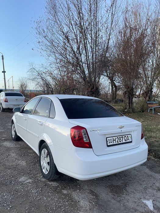 Lacetti 1.8 2012