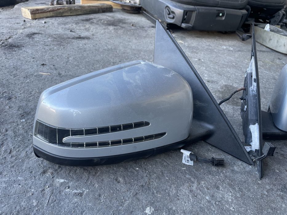 Огледало за w204 Мерцедес ц Facelift